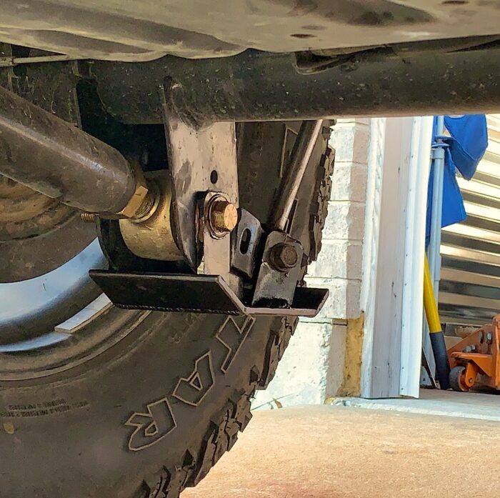 JL REAR LOWER CONTROL ARM SKIDS.